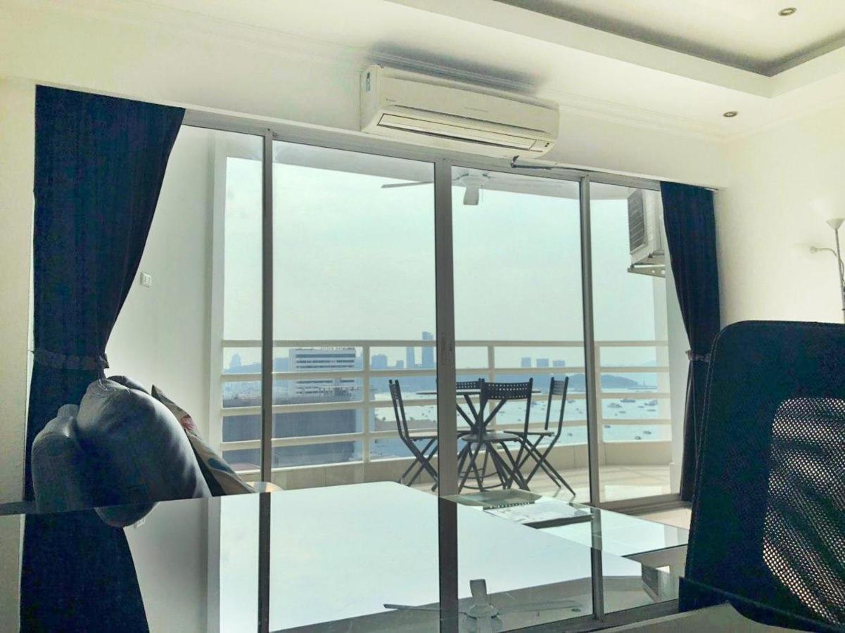 Hotel Vtsix At View Talay 6 Pattaya Exterior foto