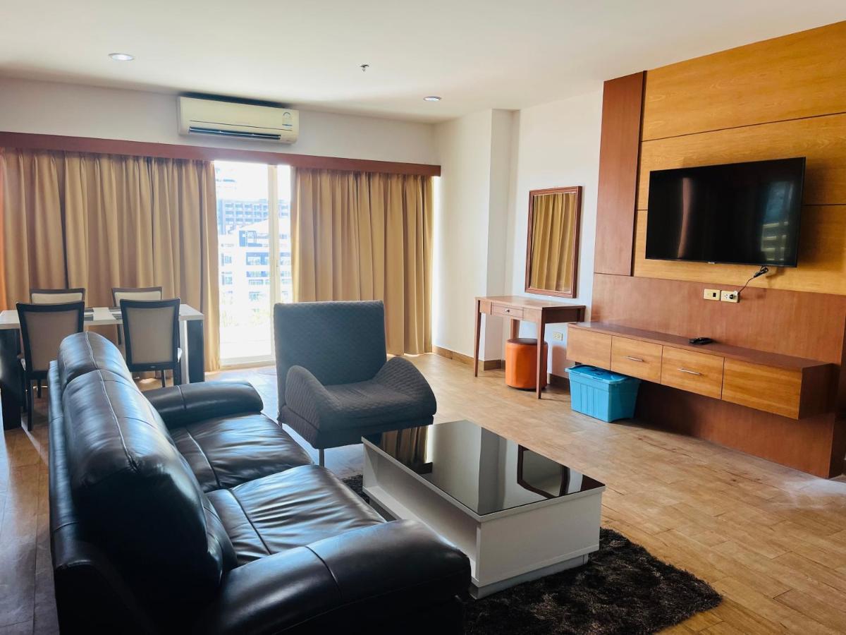 Hotel Vtsix At View Talay 6 Pattaya Exterior foto