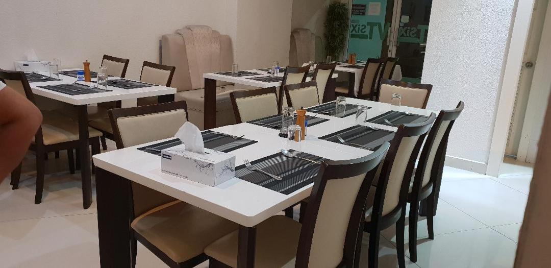 Hotel Vtsix At View Talay 6 Pattaya Exterior foto